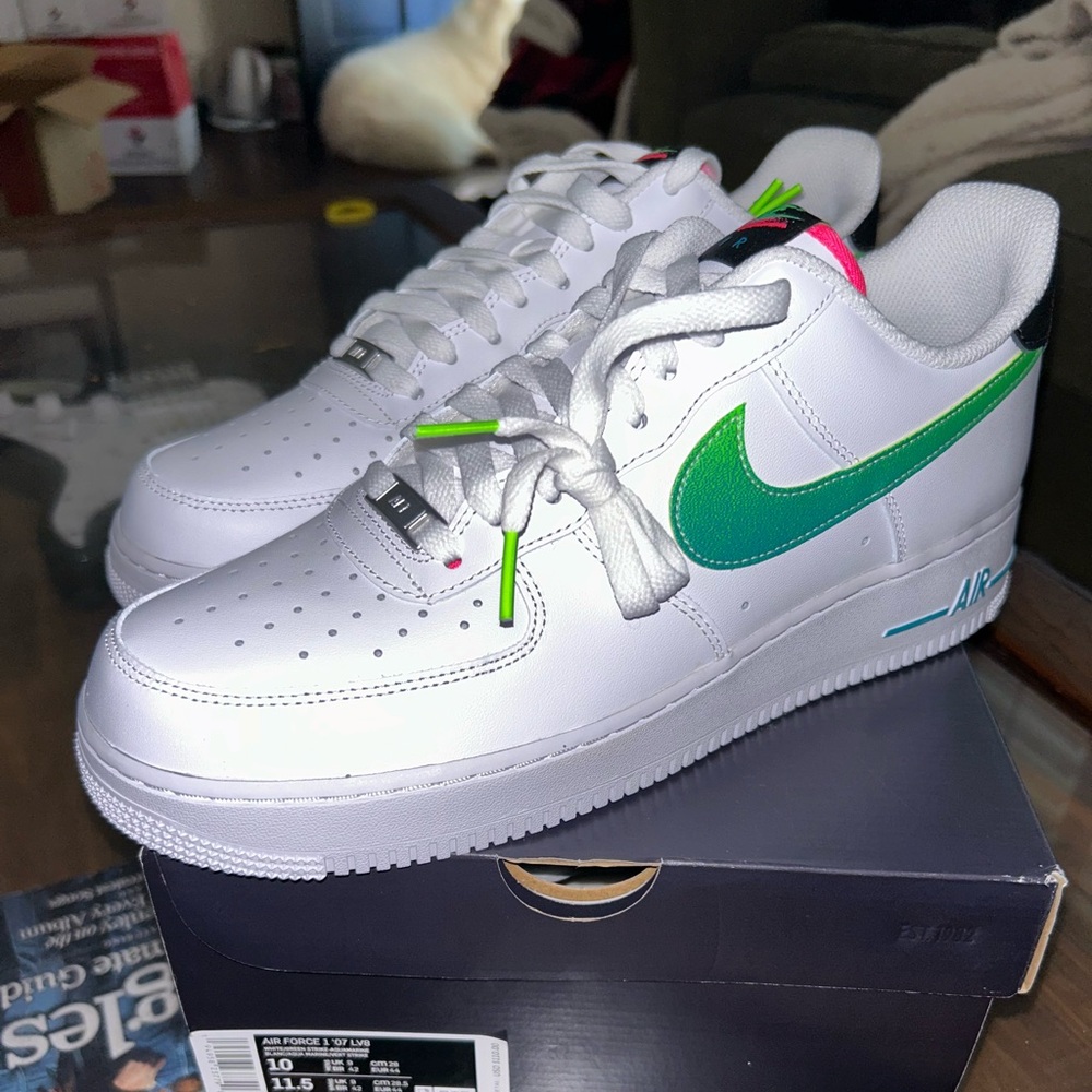 Nike Air Force 1 '07 LV8 White Aquamarine. Women's 11.5 Men's 10